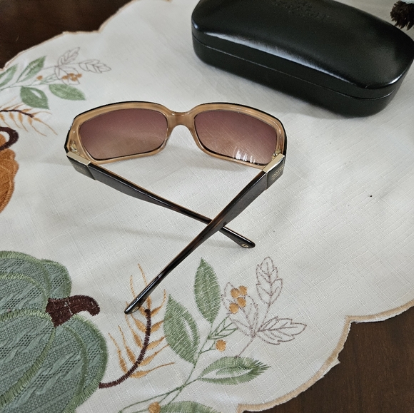 Beautiful Coach Sunglasses 👓 amber glasses - Picture 11 of 15